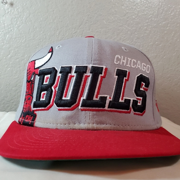 Chicago Bulls New Era Snap back Quality Embroidered Cap - Picture 10 of 12